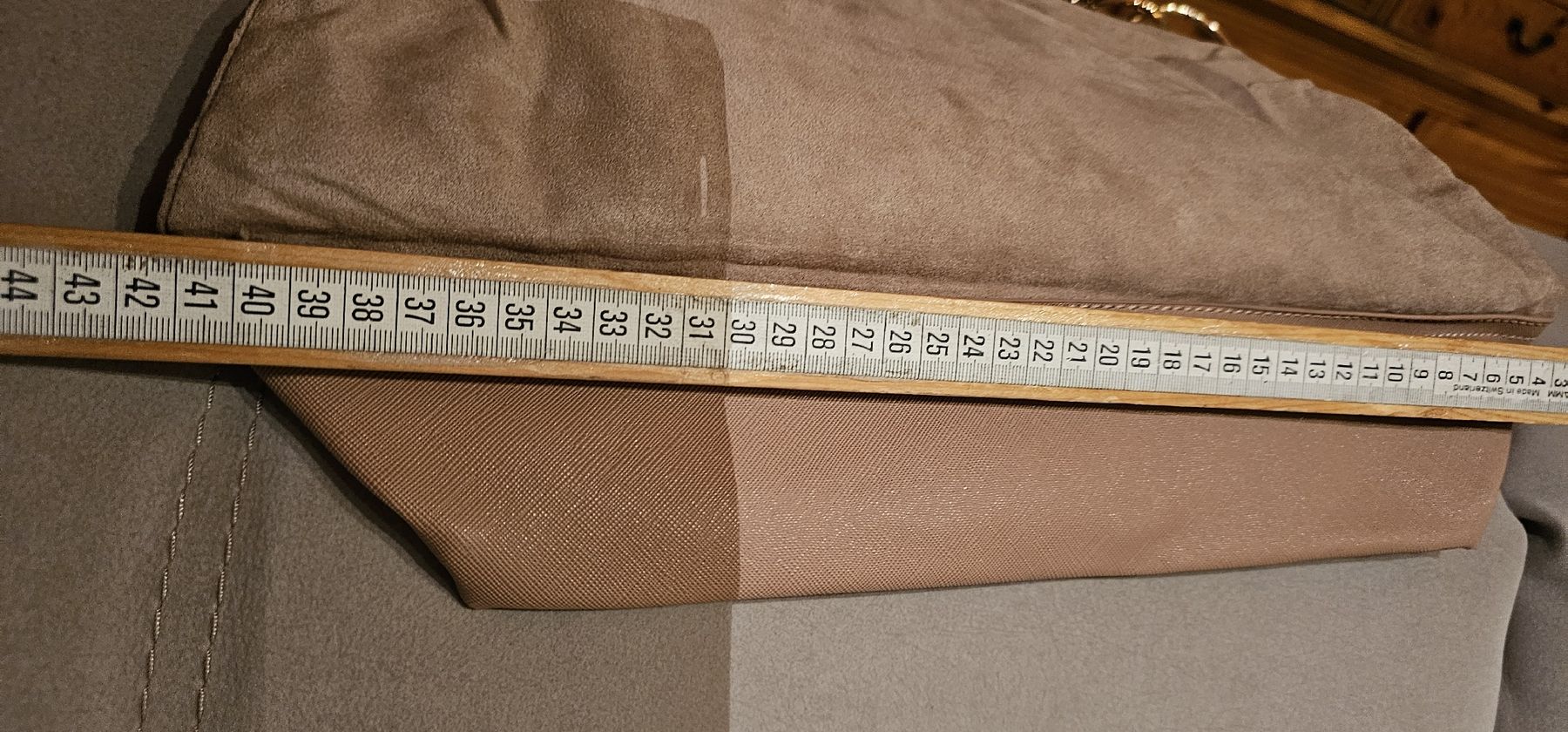 Taschen für Damen: Schicke  Schultertasche Wildleder/Leder? – Gebraucht aus Ferden von jemyce 2