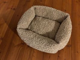 Hundebett aus Teddyplüsch, Zara Home (70x60x20) - fast neu!