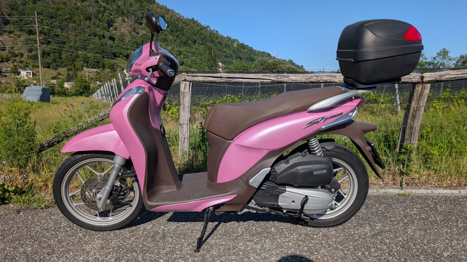 Honda Scooter: Honda SH 125 i Mode pink – Usato da Losone venduto da Manga_79 3