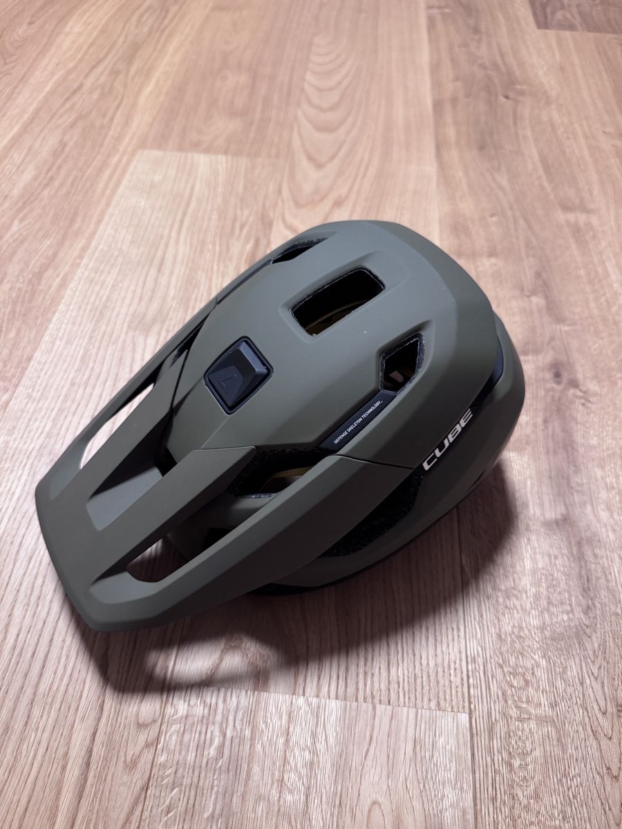 Cube Helme: CUBE Fahrradhelm Grösse 56-59cm  – Neu (gemäss Beschreibung) aus appenzell von tsch.imon