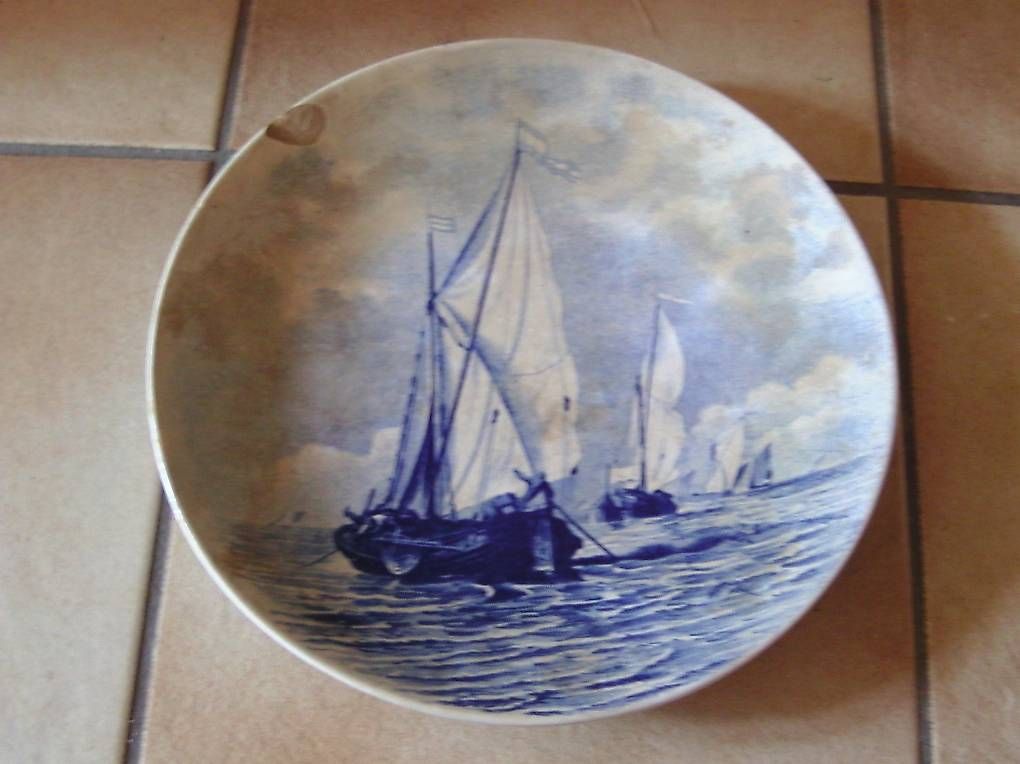 Piatti: Piatto decorativo da muro – Usato da Schüpfen venduto da cha_6xq2