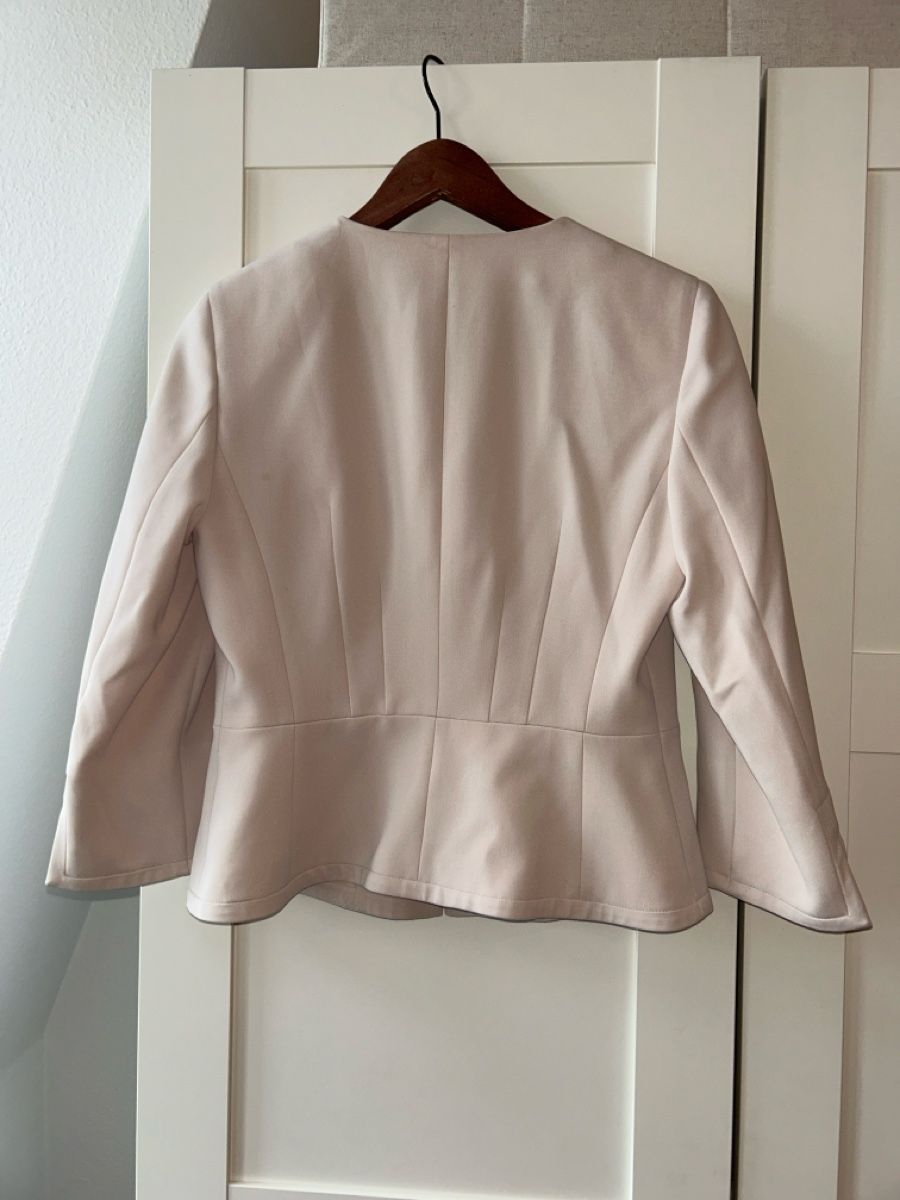 Jacken: Cream jacket size 38 – Neu (gemäss Beschreibung) aus Zürich von sal_8myn 1