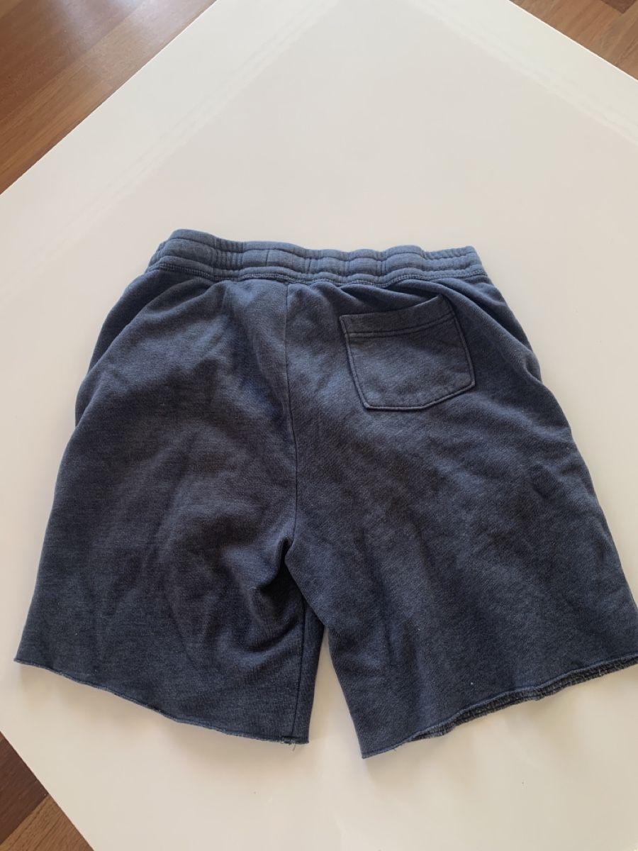 Pantaloni: Shorts Hollister – Usato da Chexbres venduto da doe_xns6 2