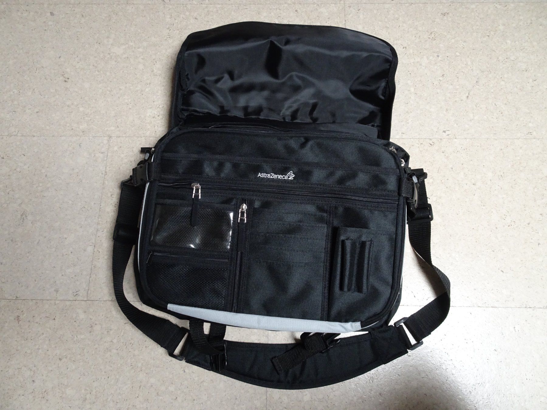 Sacs: Notebooktasche – Neuf (Voir description) à Münchenbuchsee par Yothu 1