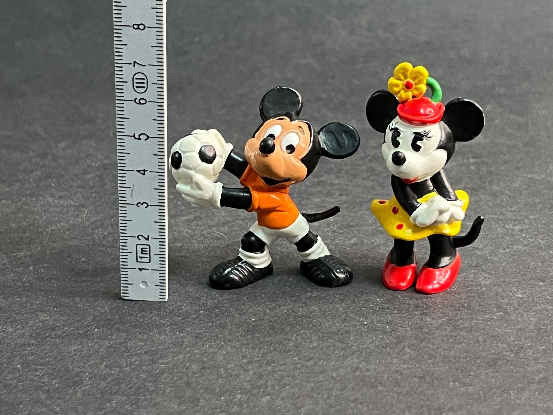 Disney Figuren: Mickey Mouse Walt Disney Figur Bully Vintage – Gebraucht aus Ennetbaden von mapa05 9