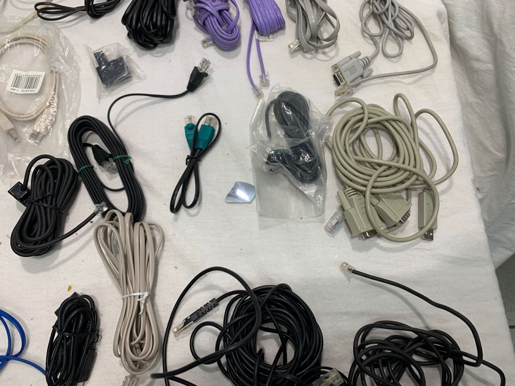 Cavi: Diverse Kabel (S421) – Nuovo (secondo la descrizione) da Däniken SO venduto da Profog1 3