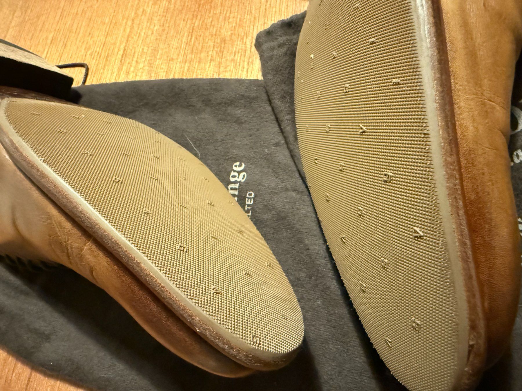 Scarpe da uomo: Finsbury 43 – Usato da Le Cerneux-Veusil venduto da Maraud01 7