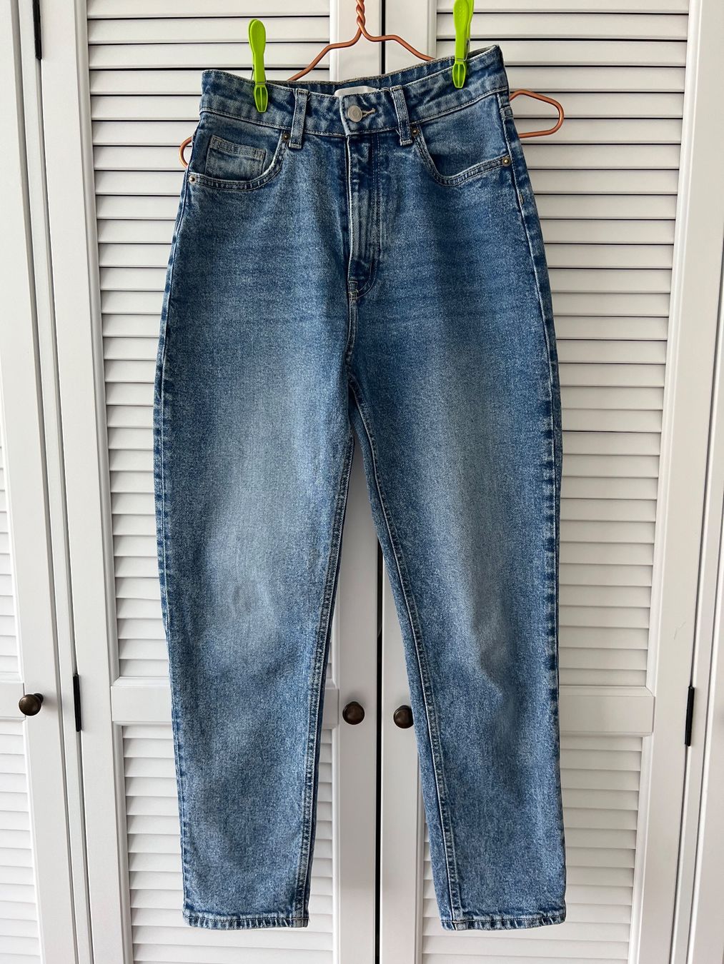 Jeans: Mom Jeans Gr.36 – Difettoso da Glattpark(Opfikon) venduto da ste_n99y