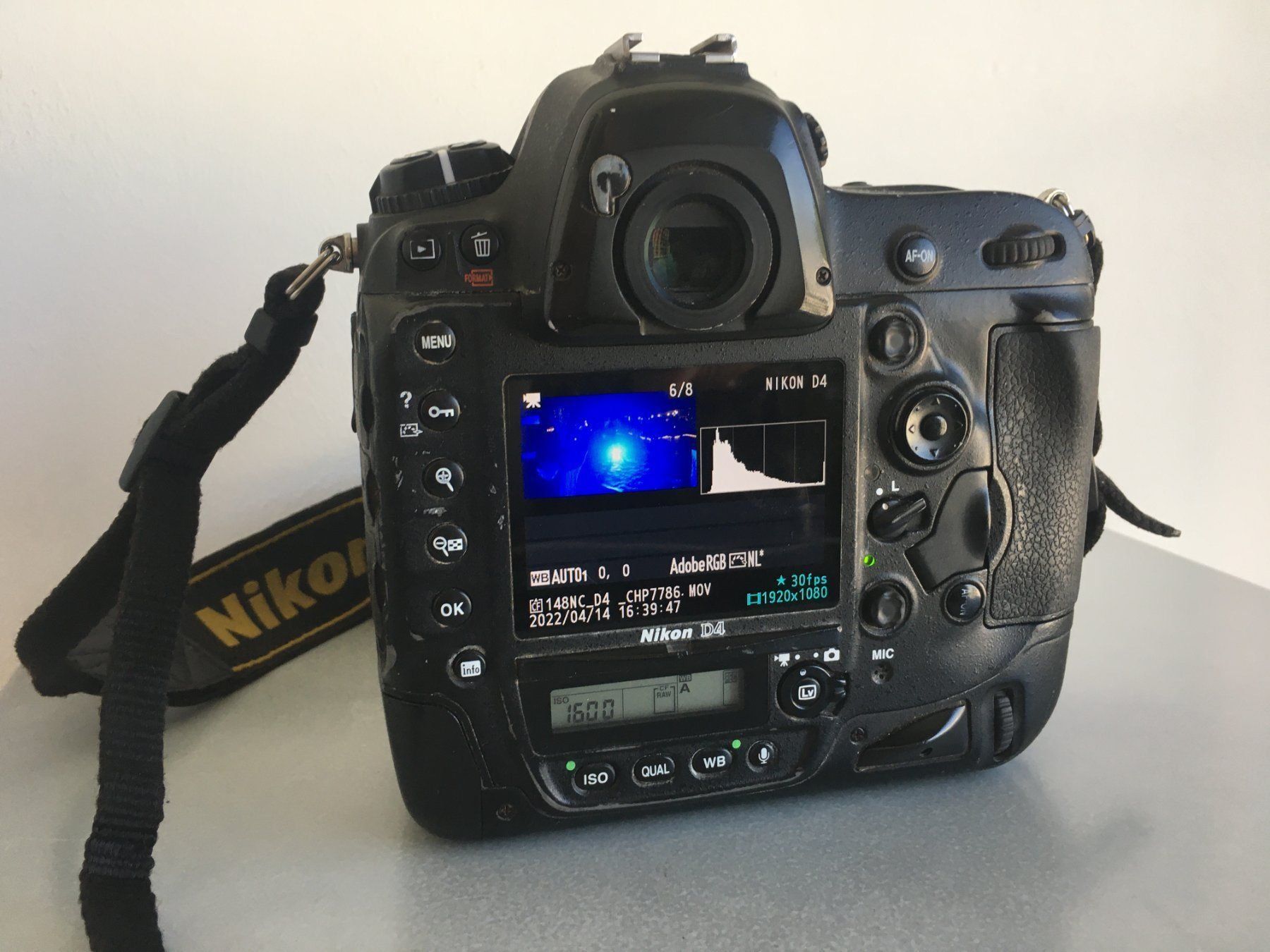 Nikon Appareil photo: Nikon D4 – D'occasion à Zürich par con_cn2w 3