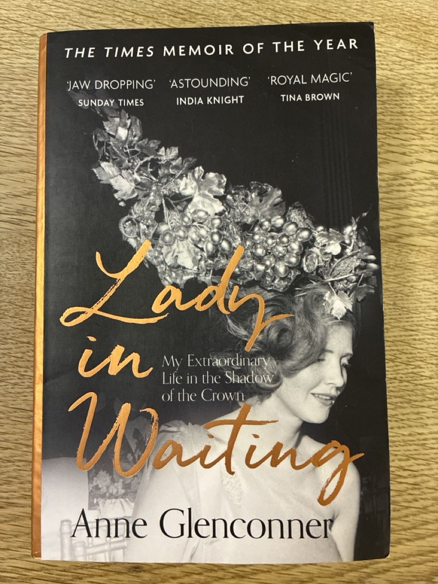 Libri: Lady in Waiting - by Anne Glenconner – Usato da Lucens venduto da metaD