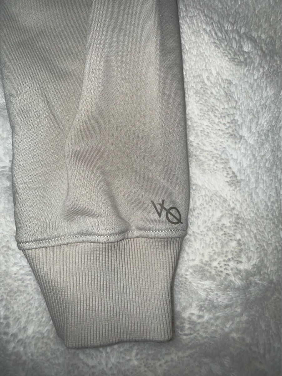 Pullover & Sweatshirts: Vanquish Hoodie - Size S - great condition – Neu (gemäss Beschreibung) aus Heerbrugg von ines_lopez 3