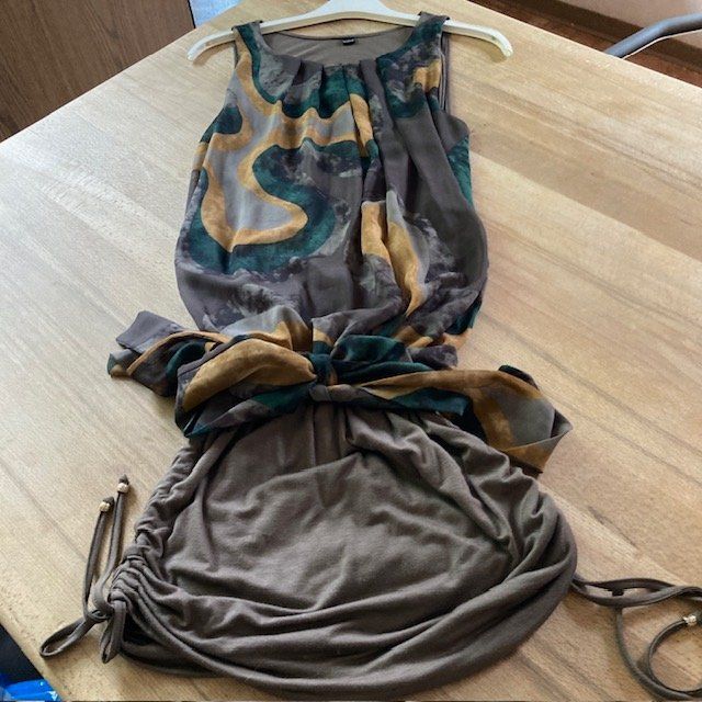 Vestiti: schickes Minikleid Gr. 38 von Leidiro – Nuovo (secondo la descrizione) da Untervaz venduto da AndreaC04