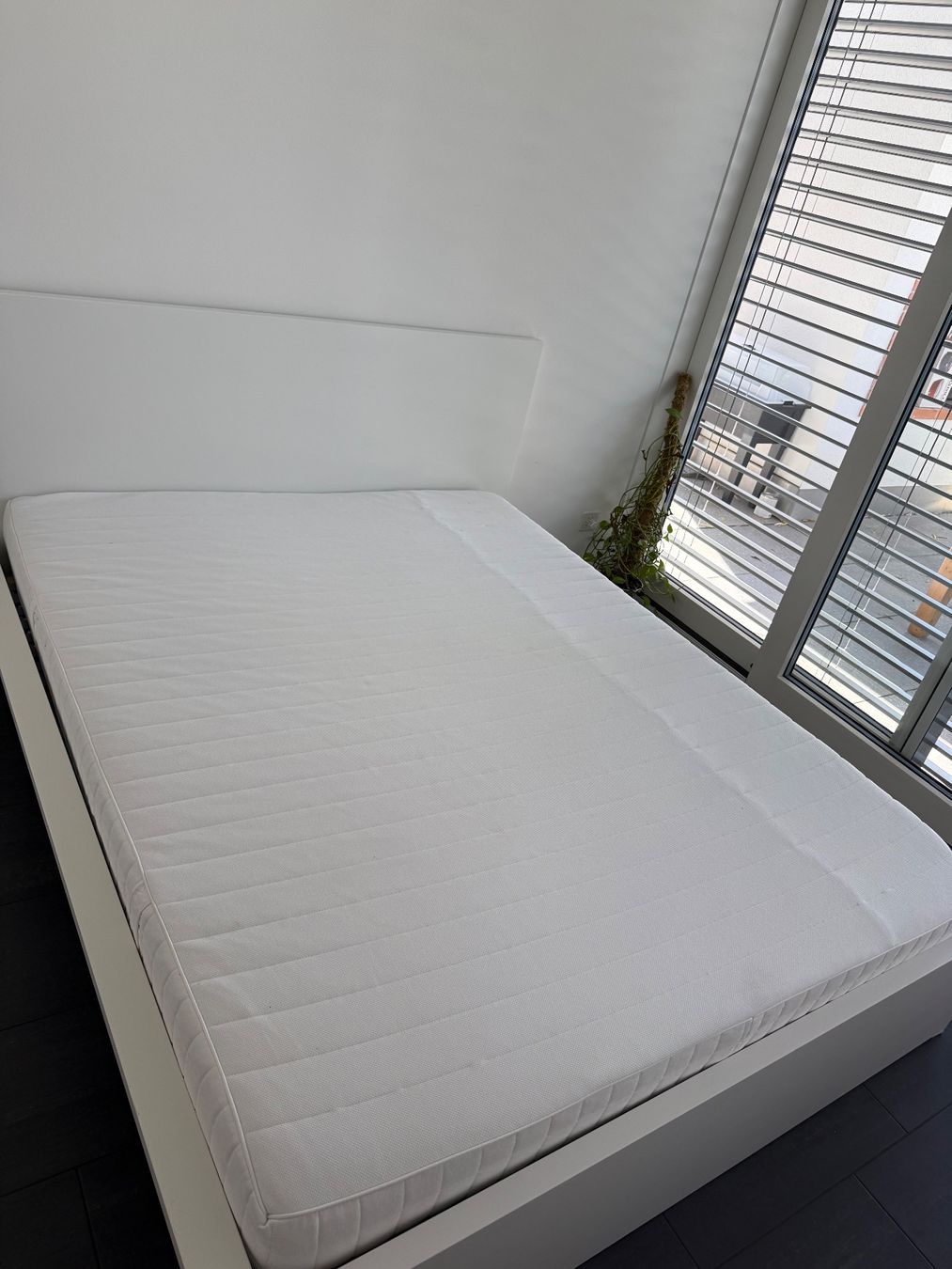Ikea Letti: IKEA MALM Bed 160×200 + Memory Foam Mattress + Slatted Base – Usato da Meilen venduto da peg_2xvd