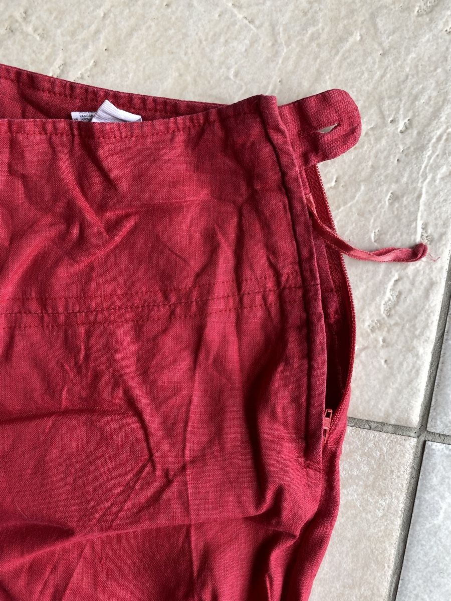 Pantaloni: Rote weite Stoffhose – Usato da Bolligen venduto da giu_2gf5 1