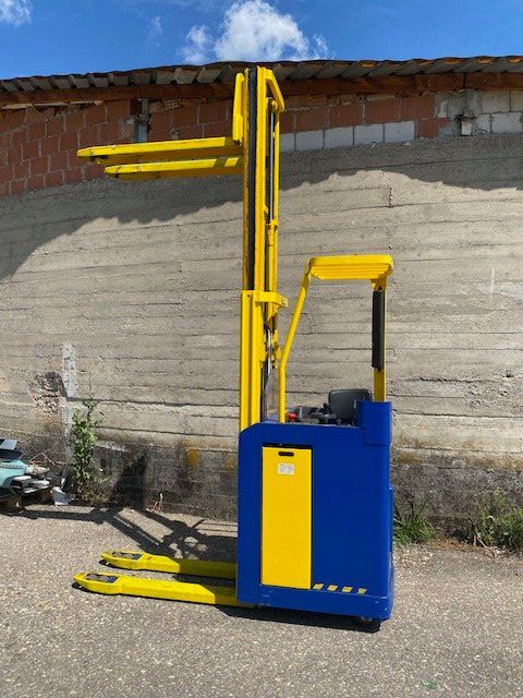 Stöcklin Carrelli elevatori e a forche: Stöcklin Elektro-Stapler ESI 1600 – Usato da Laufen venduto da VERARMUS11 1