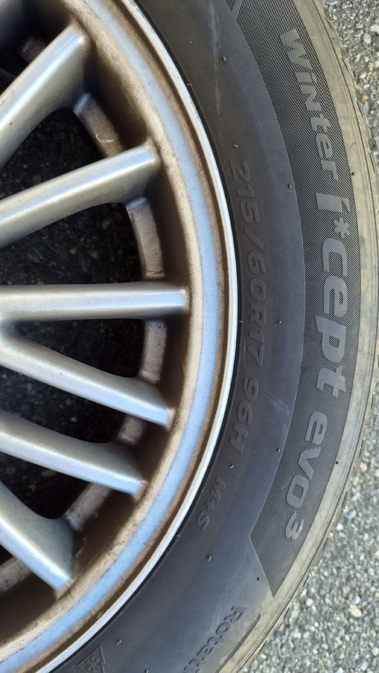 Pneumatici & Ruote complete: Winterkompletträder BMW X3 – Usato da Hittnau venduto da agu_5spy 7