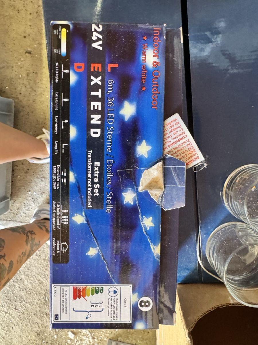 Toutes les décorations: 24V EXTEND Lichterkette 6m, 36 LED Sterne – D'occasion à Wangen SZ par ang_vcw8