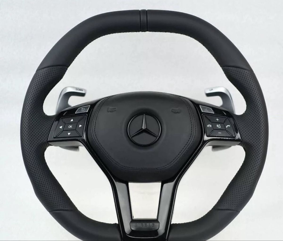 Mercedes-Benz Tutti pezzi di ricambio auto: Mercedes-Benz Lenkrad NEU – Nuovo (secondo la descrizione) da Dietikon venduto da hat_z5kp 2