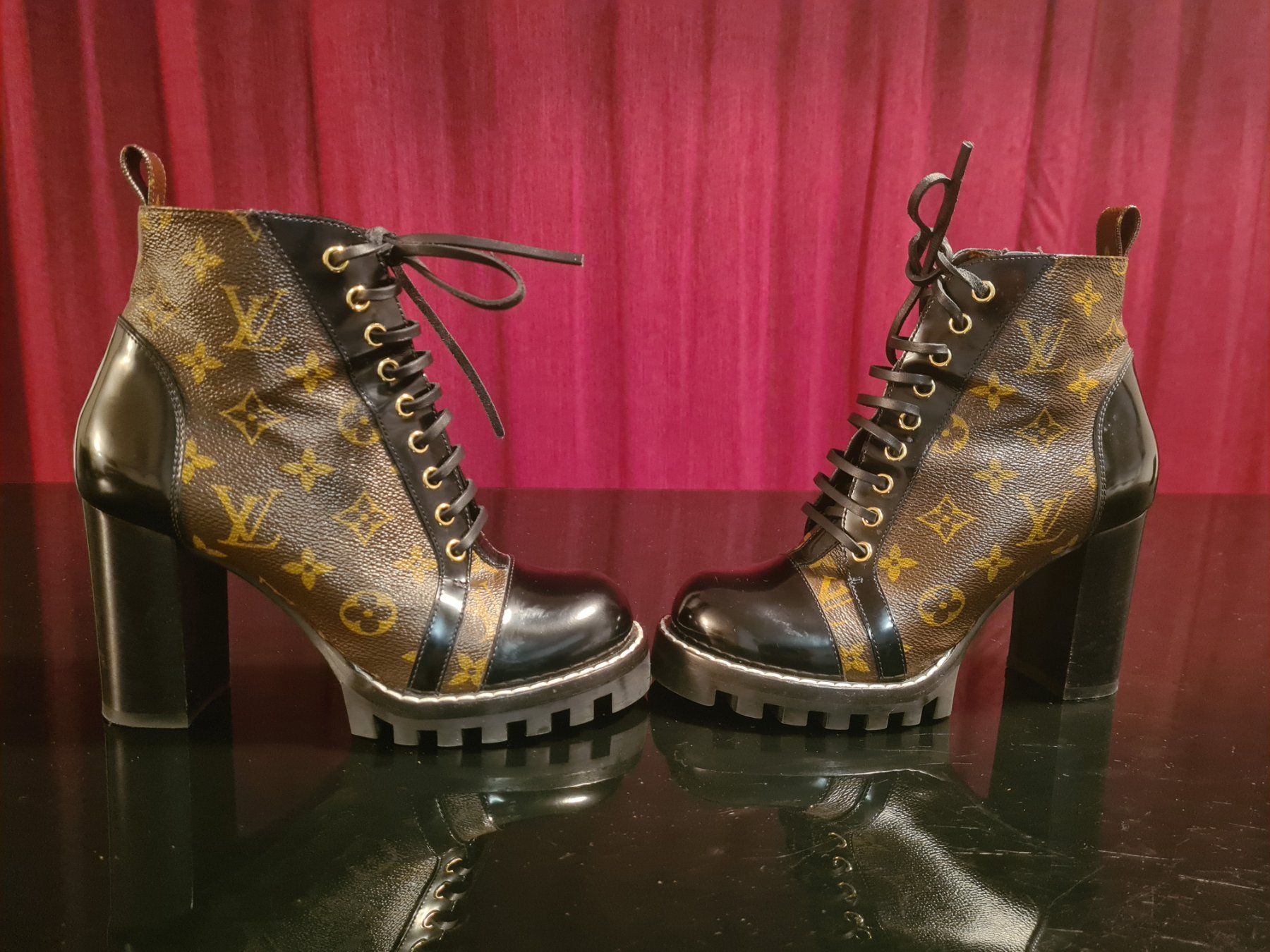 Louis Vuitton Scarpe da donna: Louis Vouitton Star Trail Ancle Boot Gr 38,5 – Usato da Kloten venduto da Kri23 2