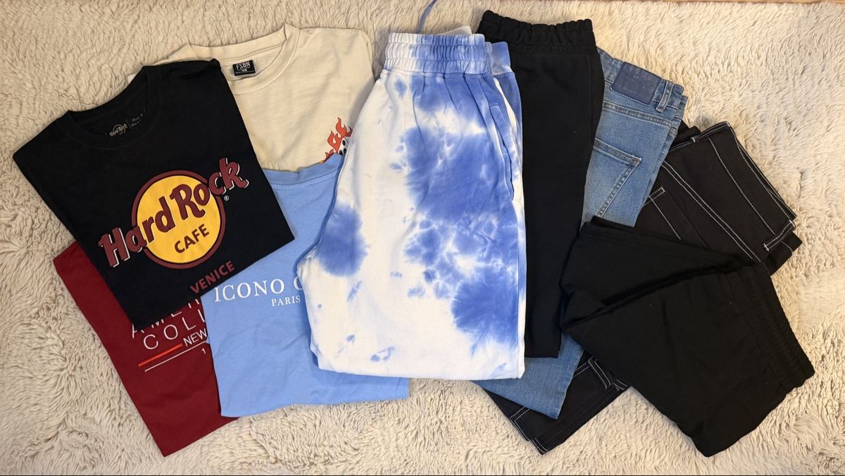Lotti di vestiti: Kleiderpaket, Grösse S – Usato da Haldenstein venduto da ana_b8c7