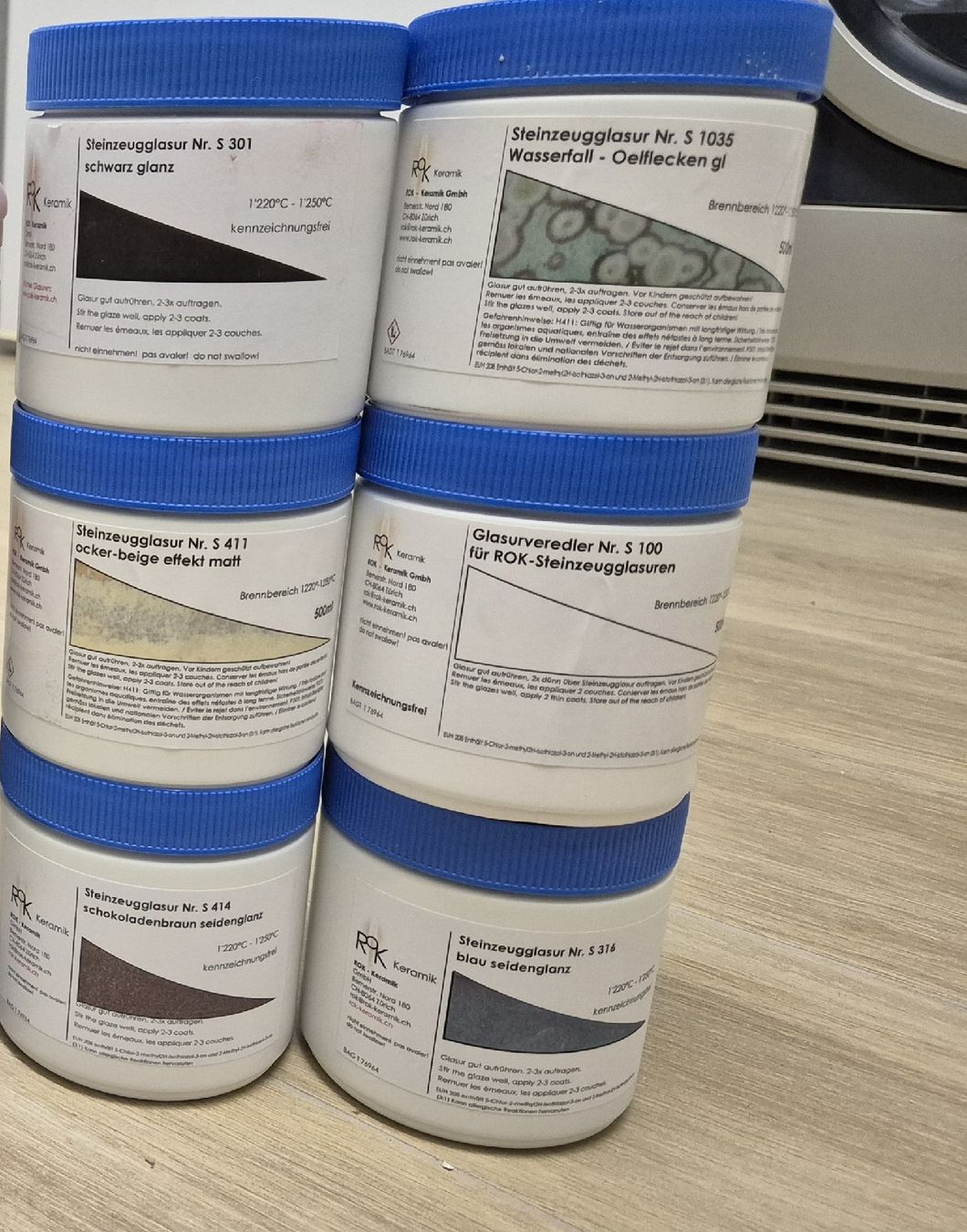 Colori: Rok-Keramik Glasuren – Nuovo e nell'imballaggio originale da Aathal-Seegräben venduto da heyiBims