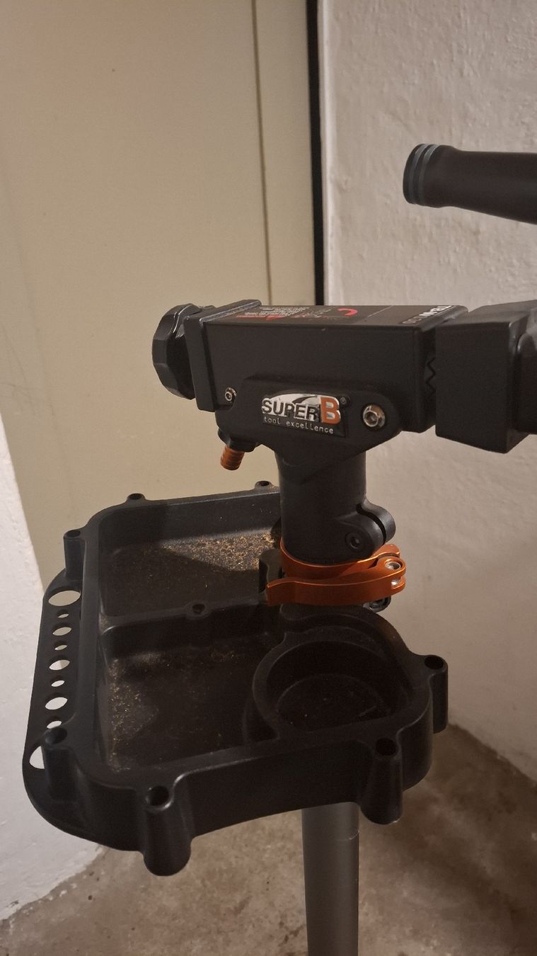 Sonstige Dekorationen & Accessoires: Profi Velo-Werkstattständer TB-WS30 – Gebraucht aus Oberuzwil von Draco44 2