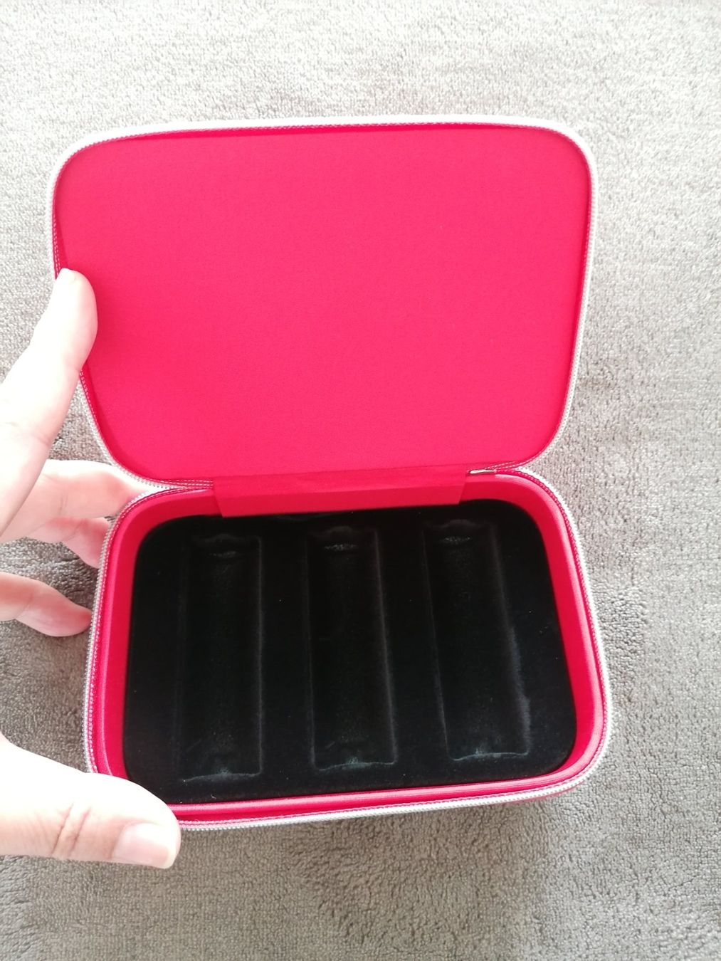 Givenchy Schmuckkästen: Givenchy Necessaire – Neu und originalverpackt aus Pfäffikon SZ von EMMA0111 2