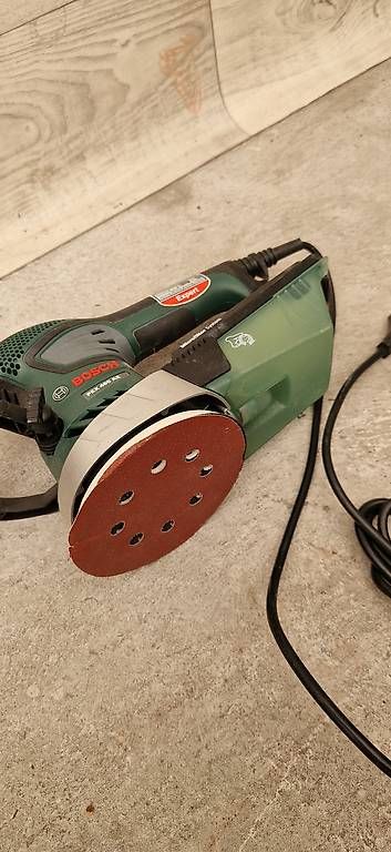 Bosch Smerigliatrici & Lucidatrici: Bosch Exzenterschleifer PEX 400 AE – Usato da Romanshorn venduto da fag_gnd6 3