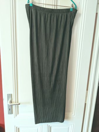 ABOUT YOU : Large et long pantalon plissé vert olive 2XL-3XL