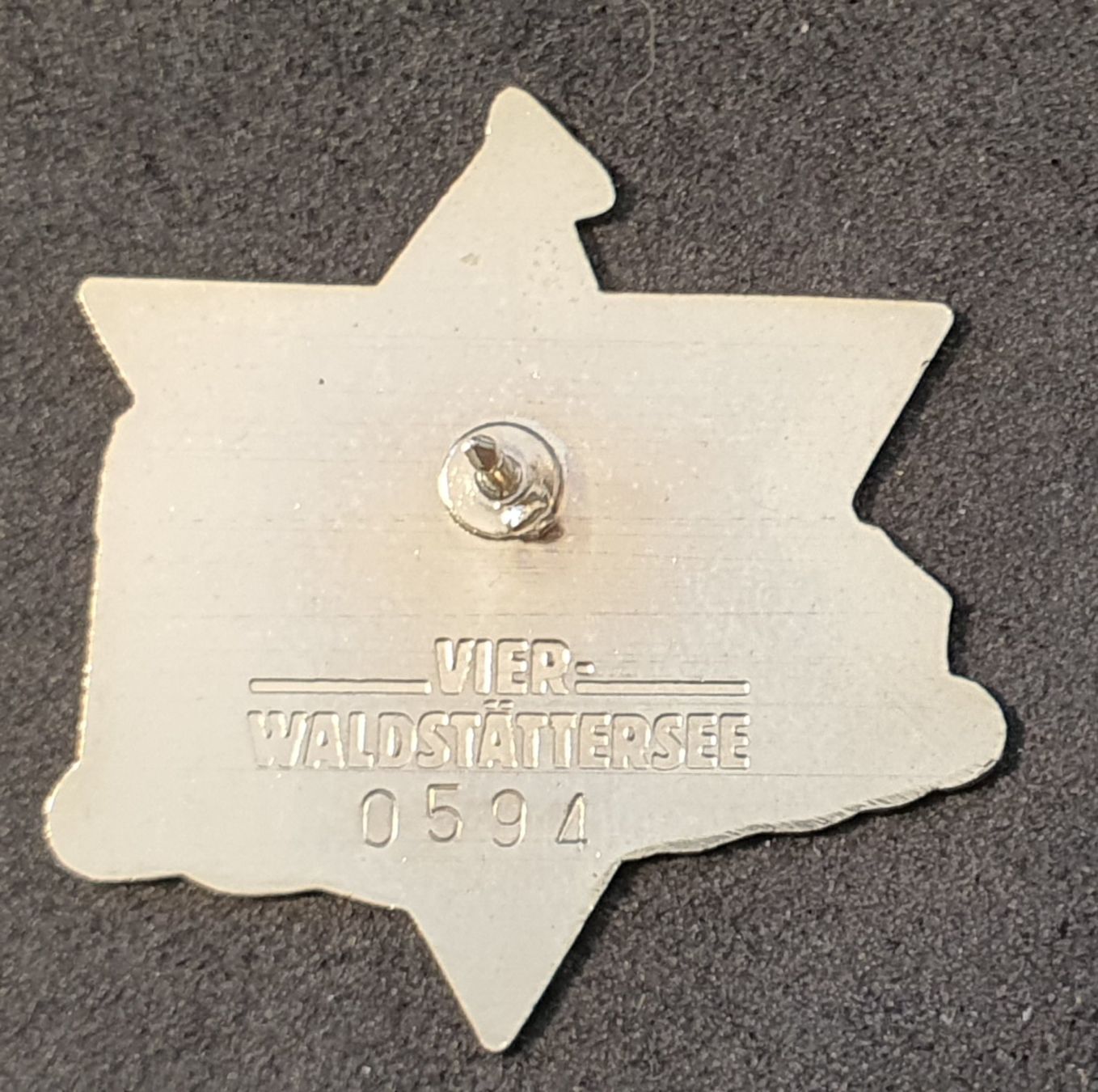 Placchette & Badge: CC612 - Pin Dampfschiff  Schiff Vierwaldstättersee – Usato da Reinach BL venduto da Boston-Verkauf 1