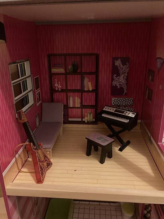 Case e mobili per bambole: Maison de poupées KidKraft – Usato da Montreux venduto da Belmont02 1