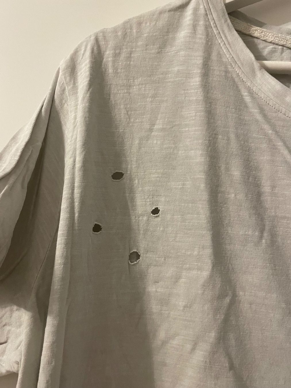 T-shirt: T-Shirt – Nuovo (secondo la descrizione) da Vaduz venduto da sbe_r8th 4
