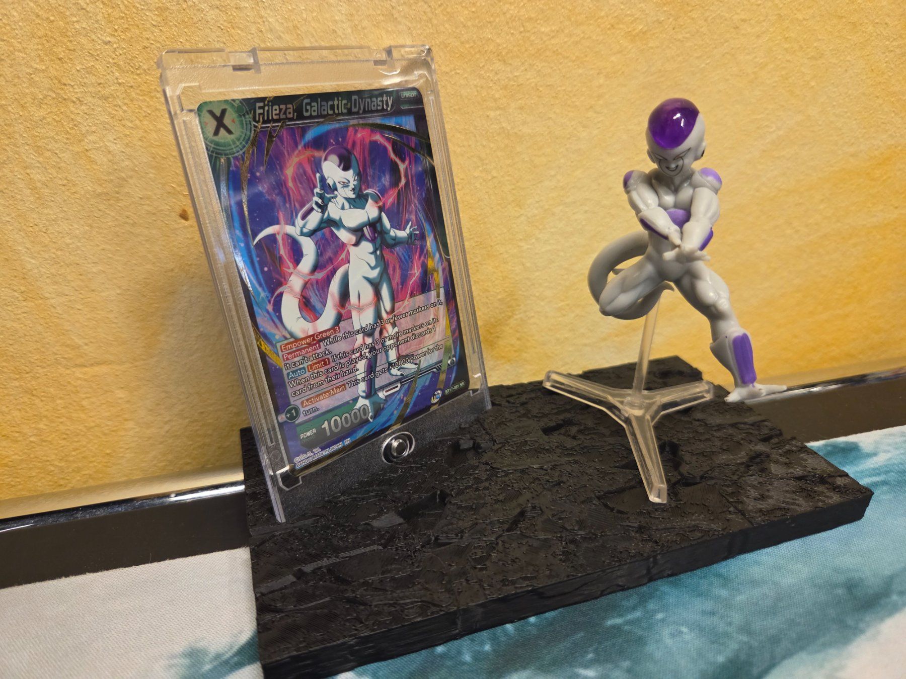 Bandai Sammelbilder & Trading cards: Frieza - Actionfigur mit Dragon Ball SR-Karte – Gebraucht aus Lugano von Doppia_B 1
