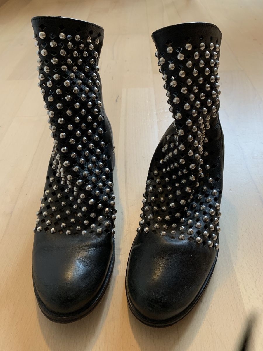 Damenschuhe: Boots – Gebraucht aus Biel/Bienne von basassa