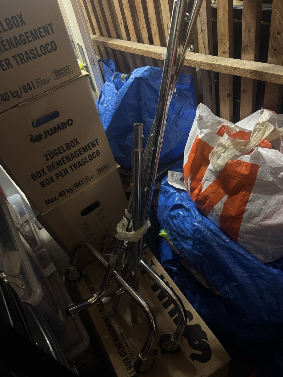 Racks & Ständer: Kleiderständer – Gebraucht aus Zürich von sam_nw8r 1