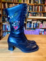 Trachtenstiefel Leder, 39, mit floraler Stickerei neuwertig