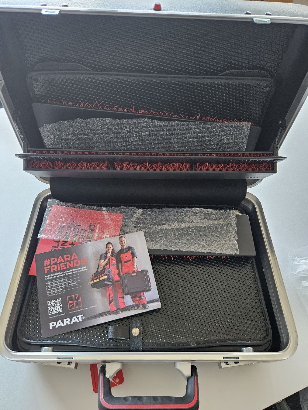 Alle Werkzeuge: caisse à outil Parat – Neu und originalverpackt aus Onnens FR von YNM90 1
