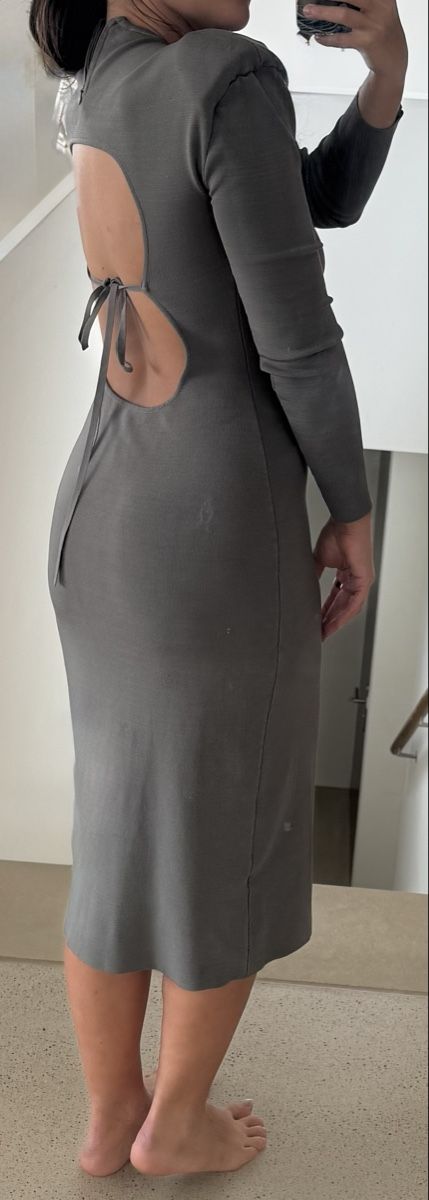 Zara Vestiti: Zara Midi-Kleid – Usato da Zürich venduto da di_archive 1
