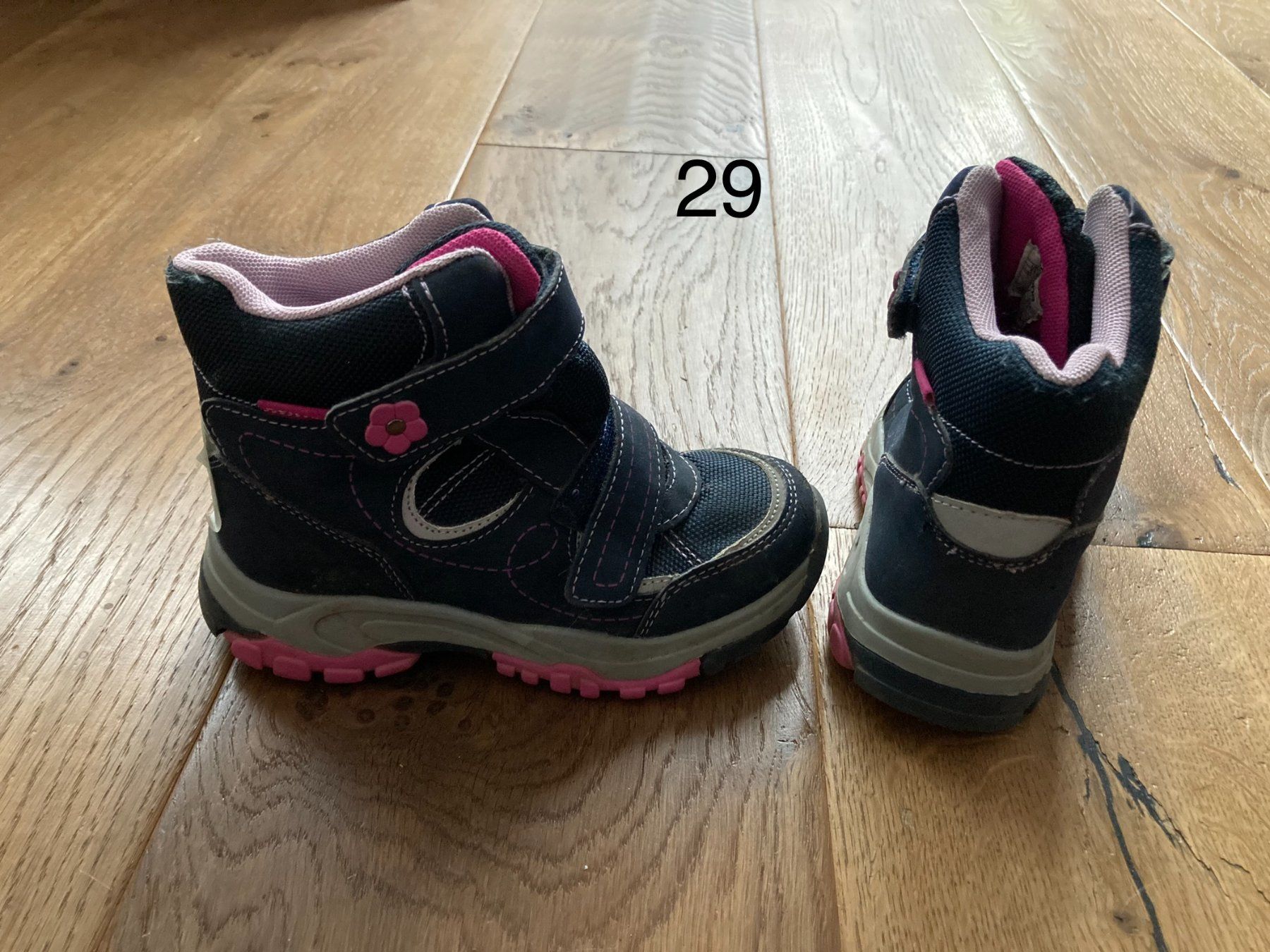 Schuhe für Mädchen: Winterstiefel – Gebraucht aus Granges-Paccot von Fwaeber 1