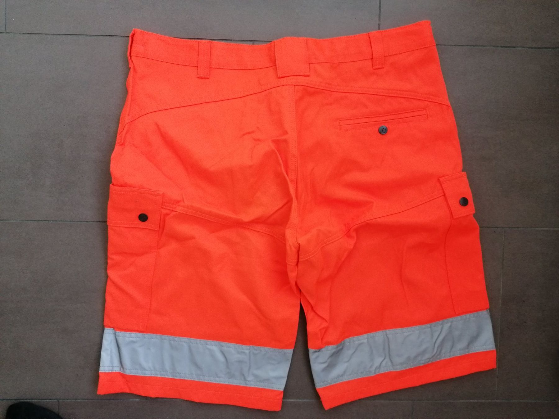 Pantaloni: Warnschutz Arbeitsshorts Grösse 52 Nr. 1 – Nuovo e nell'imballaggio originale da Reiden venduto da mja_2bsk 1