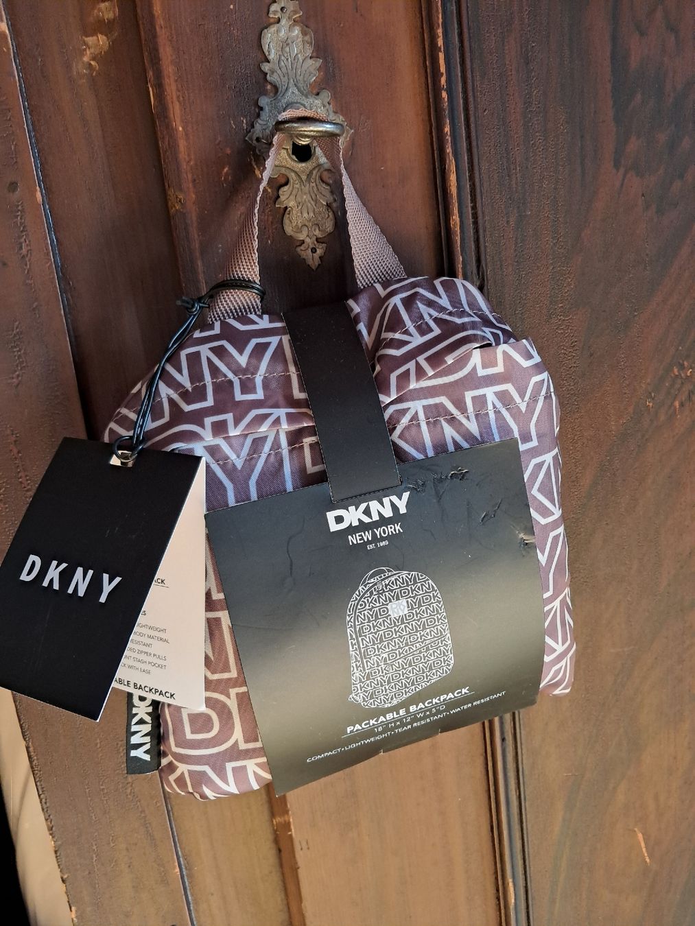 DKNY Zaini: DKNY Backpack Rucksack NEU – Nuovo e nell'imballaggio originale da Kefikon TG venduto da theratpack20 1
