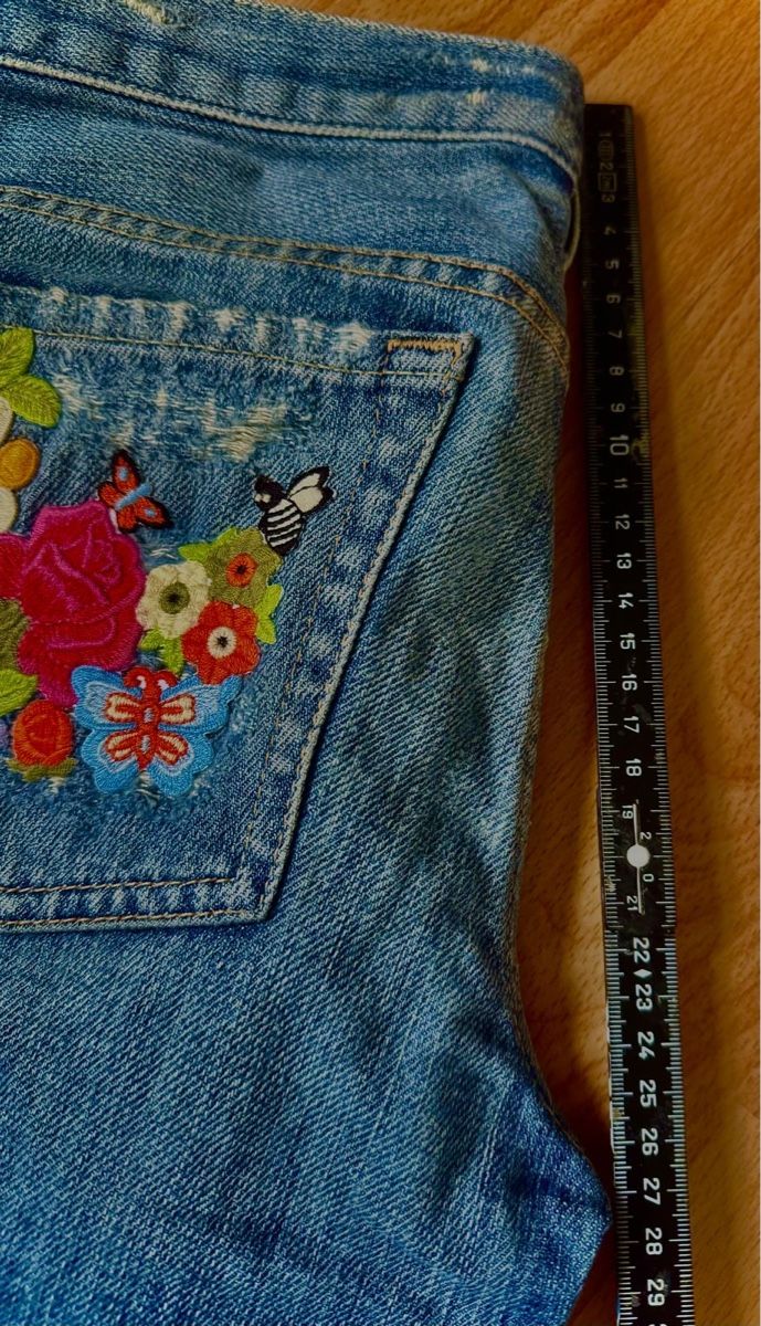Guess Jeans: Guess jeans limited – Usato da Kilchberg ZH venduto da Suisse500 7