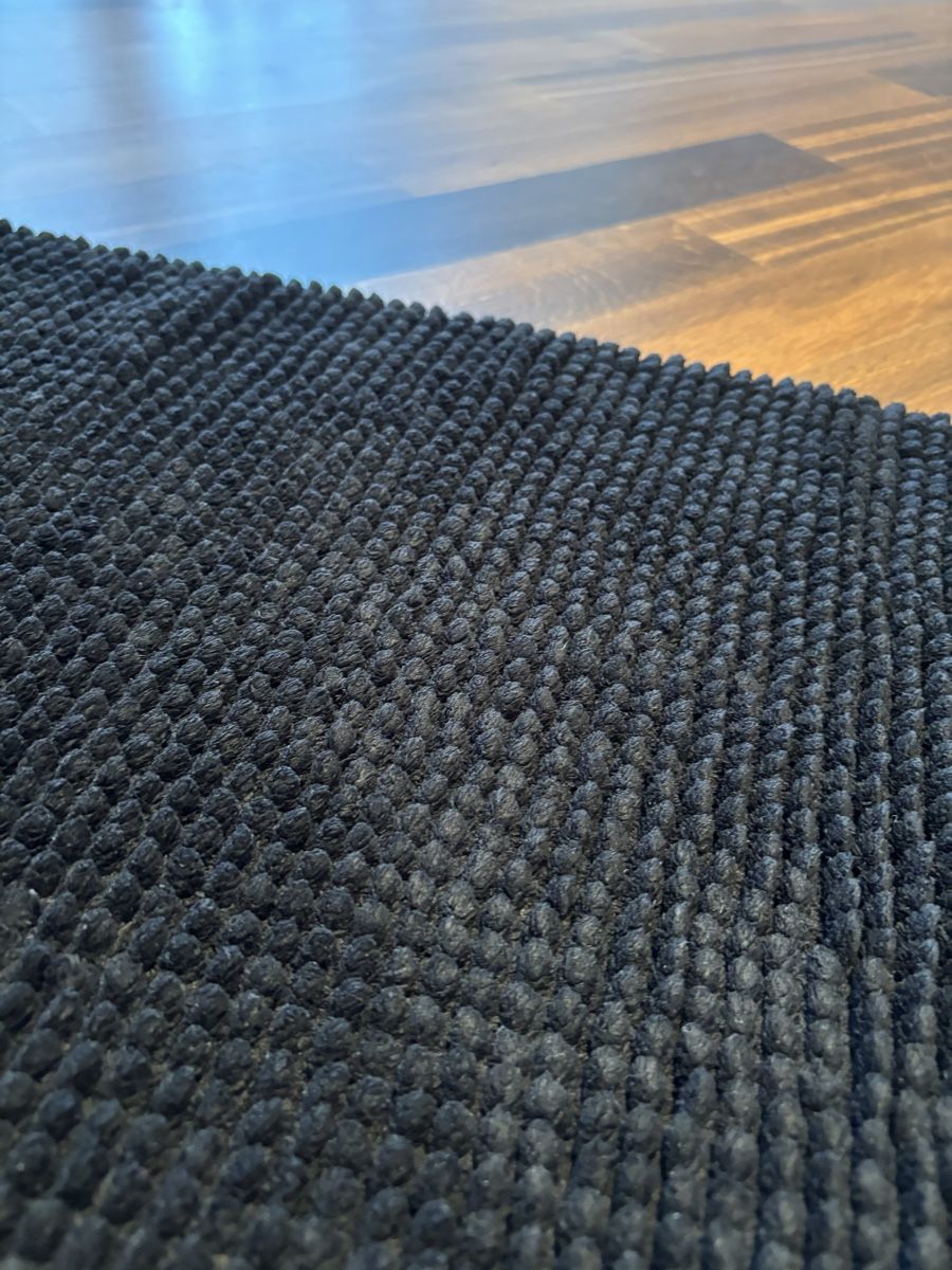 Tappeti: Badteppich aus Chenille-Stoff schwarz 60x100 – Usato da Zürich venduto da FedeSara 1