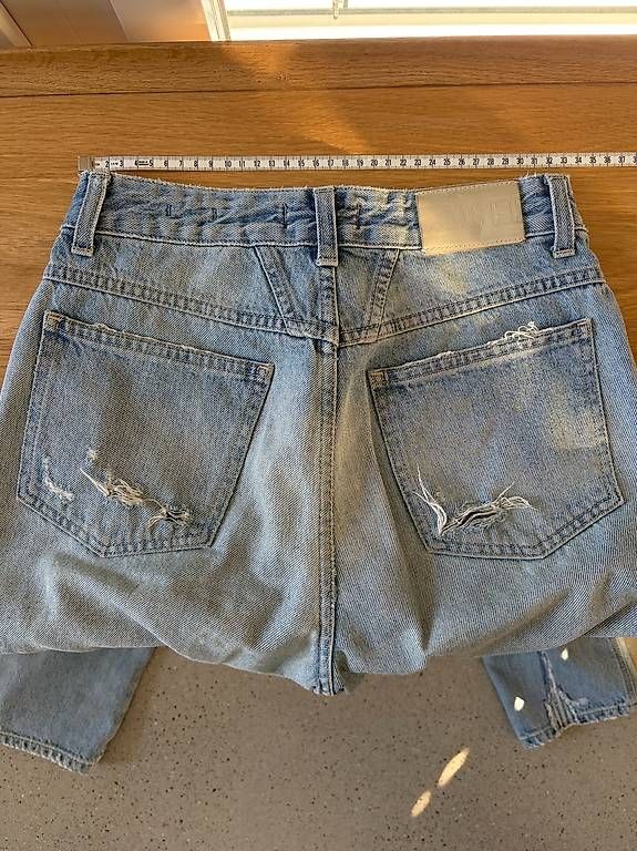 Jeans: CLOSED Jeans hellblau ? Used/Distressed Look, gebraucht – Usato da Zürich venduto da ncm3010 3