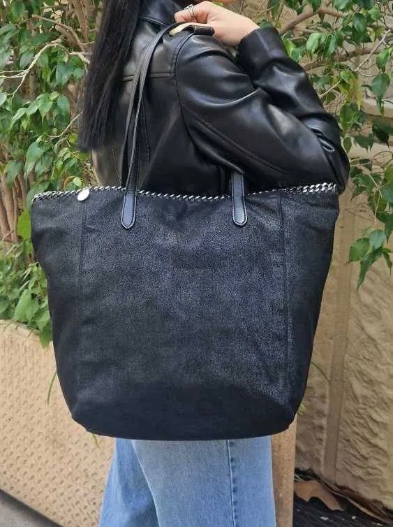 Stella McCartney Borse da donna: Schwarze Stella McCartney Shopper-Tasche – Nuovo (secondo la descrizione) da Bassersdorf venduto da Ni0na 7