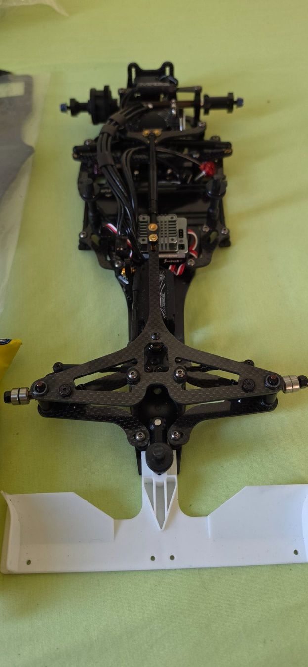 RC Modellbau: RC Formel 1Modell + Reifen + ESC Programmcard – Gebraucht aus Zürich von Heute99 1