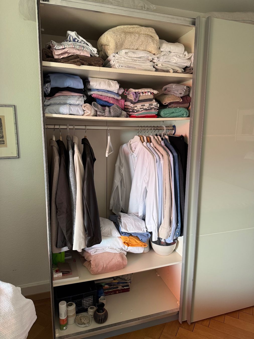 Schränke: Schrank – Gebraucht aus Winterthur von vio_yg5d 1