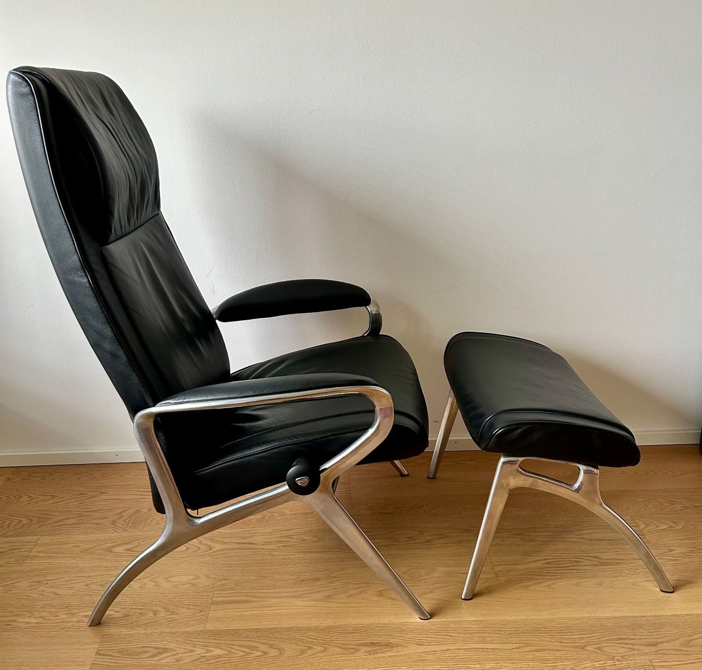 Stressless Sessel: Stressless Relaxsessel mit Ottoman – Gebraucht aus Zürich von shopgirl02