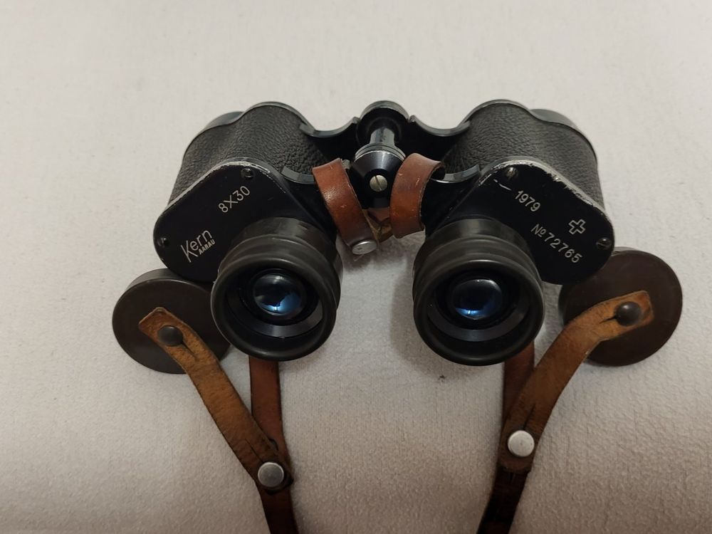 Jumelles périscope binoculaire Kern de l’armée Suisse