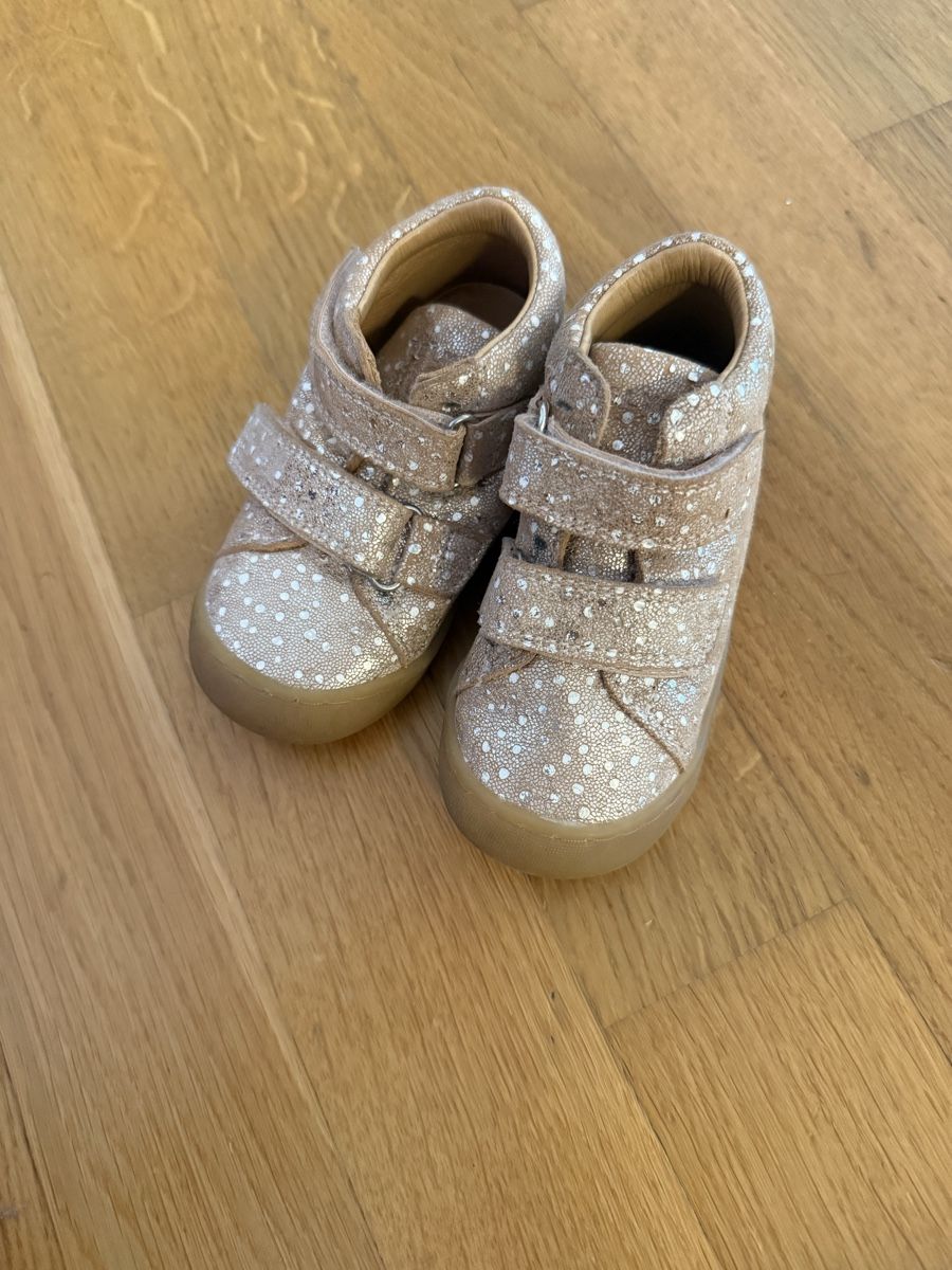 Scarpe per ragazze: Schuh – Usato da Fehraltorf venduto da Bowling_54